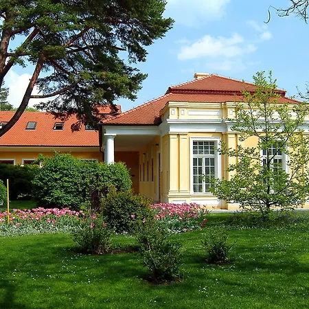 Ensana Trajan Piest'any