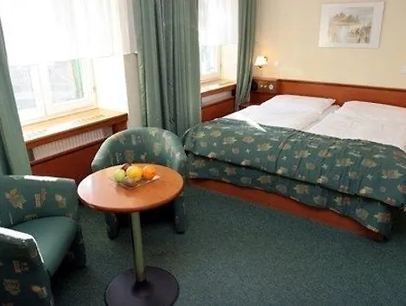 Ensana Trajan Piest'any