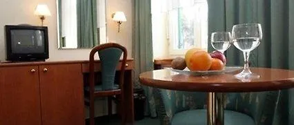 Ensana Trajan Hotel 2*